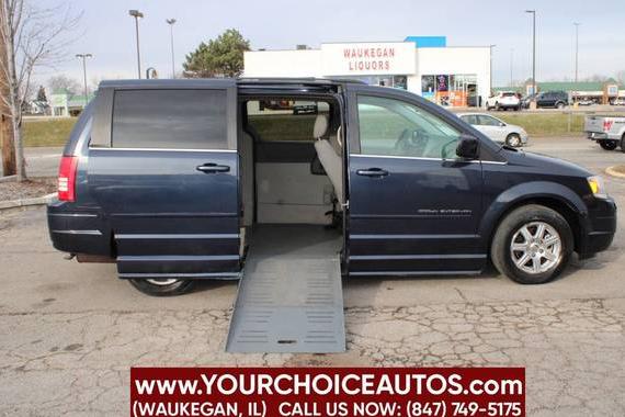 CHRYSLER TOWN AND COUNTRY 2008 2A8HR54P18R671460 image